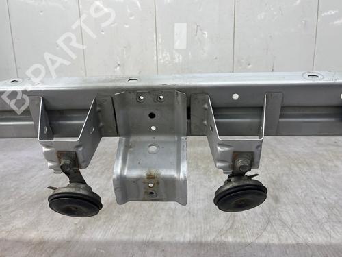 Used Front bumper reinforcement Front bumper reinforcement 36792906 36792906