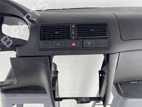 Dashboard VW GOLF IV (1J1) 1.9 TDI | BP23755981C46 