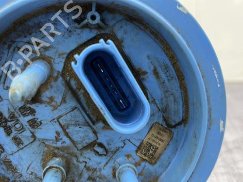 Used Fuel pump VW GOLF VI (5K1) 1.4 TSI (160 hp) 23675030
