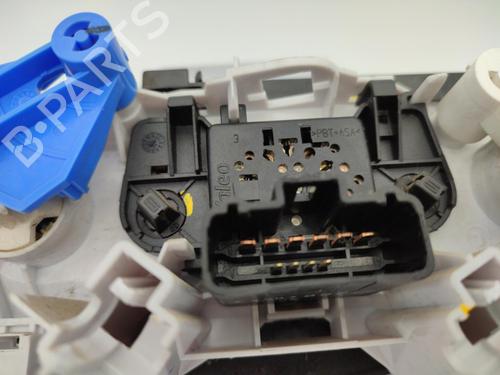 climate-control-dacia-sandero-2008-23704202 main image