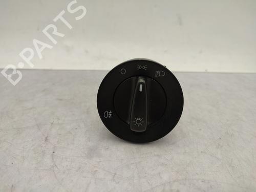 Lichtschalter für VW NEW BEETLE (9C1, 1C1) 1.6 (102 hp) 26598699
