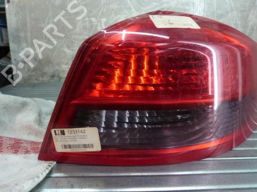 Used Right taillight Right taillight RENAULT VEL SATIS (BJ0_) 2.2 dCi (BJ0E, BJ0F) (150 hp) 23663698 23663698