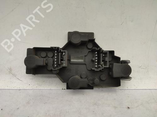Lampenträger RENAULT SCÉNIC I MPV (JA0/1_, FA0_) 1.6 (JA00, JA16, JA15, JA19, JA1V, JA2B, JA2C, JA0B,... | BP29185121L10 
