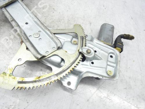 Used Front right window mechanism Front right window mechanism TOYOTA YARIS (_P1_) 1.0 (SCP10_, SCP10R) (68 hp) 23672538 23672538