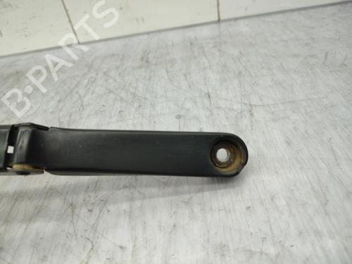 Used Front windshield wiper arm AUDI A1 (8X1, 8XK) 1.6 TDI (105 hp) 23718874