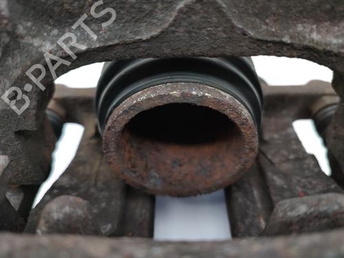 Used Right front brake caliper Right front brake caliper MERCEDES-BENZ C-CLASS (W202) C 220 D (202.121) (95 hp) 23731919 23731919
