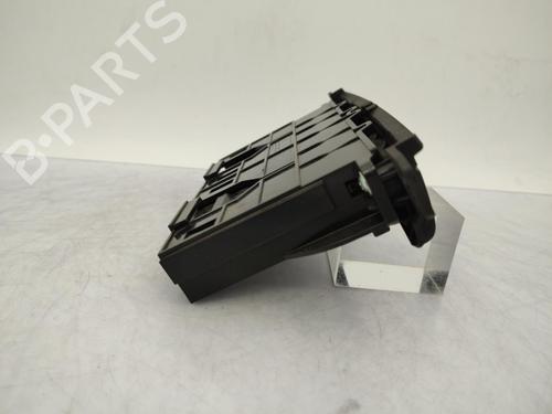 card-reader-renault-latitude-l70_-2010-23711981 main image