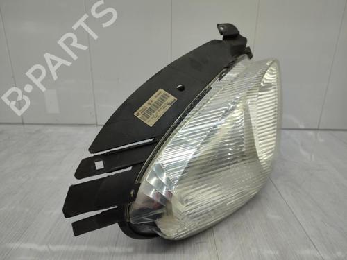 Right headlight CITROËN XSARA PICASSO (N68) 2.0 HDi | BP23709879C29 