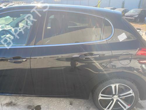 Dør venstre bagtil Dør venstre bagtil PEUGEOT 208 I (CA_, CC_) 1.2 THP 110 (110 hp) 37265145 37265145