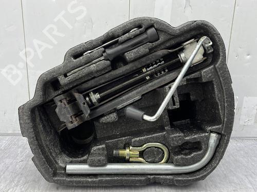 Used Jack Kit VW GOLF IV (1J1) 1.9 TDI (101 hp) 29999412