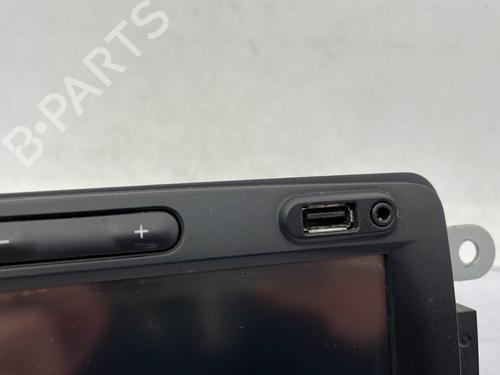 Used Radio Radio DACIA SANDERO II 1.5 Blue dCi 95 (B8JL) (95 hp) 25893114 25893114