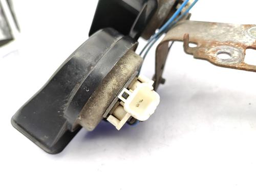 horn-citroen-c5-iii-break-rw_-2008-2009-2010-2011-2012-2013-2014-2015-2016-2017-23742057 main image