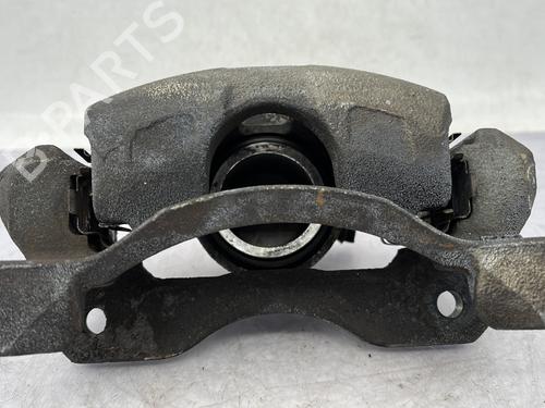 Venstre bremsekaliper foran HONDA JAZZ II (GD_, GE3, GE2) 1.3 iDSi (GD1) (83 hp) 32249884