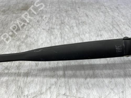 Front windshield wiper arm FIAT 500 (312_) 1.2 (312AXA1A) | BP23755517C143