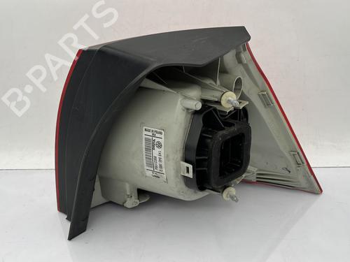 Left taillight VW GOLF V (1K1) 1.9 TDI | BP24658879C34 