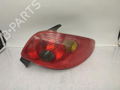Used Right taillight PEUGEOT 206 Hatchback (2A/C) 1.4 16V (88 hp) 25623433