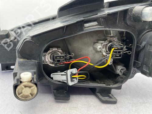 Used Right headlight Right headlight PEUGEOT 206 Hatchback (2A/C) 1.4 16V (88 hp) 35890676 35890676