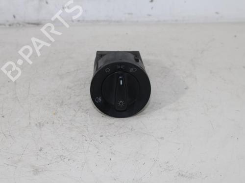 Used Headlight switch VW GOLF IV (1J1) 1.9 TDI (130 hp) 23669727