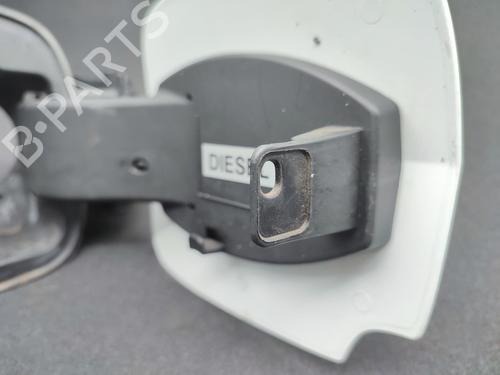 Fuel flap RENAULT CLIO III Grandtour (KR0/1_) 1.5 dCi (KR0F) | BP23732707C131