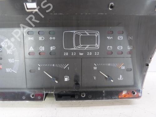 Used Instrument cluster LANCIA Y10 (156_) [1985-1995]  23670462