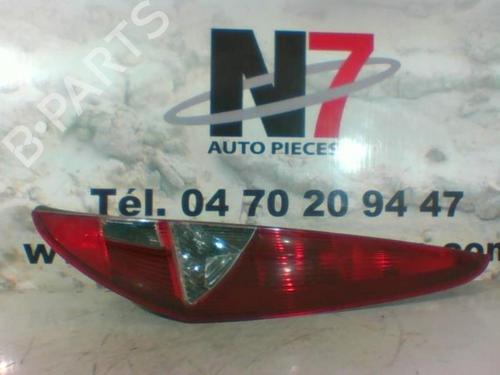 Høyre baklys FIAT PUNTO (188_) 1.9 JTD (86 hp) 23686014