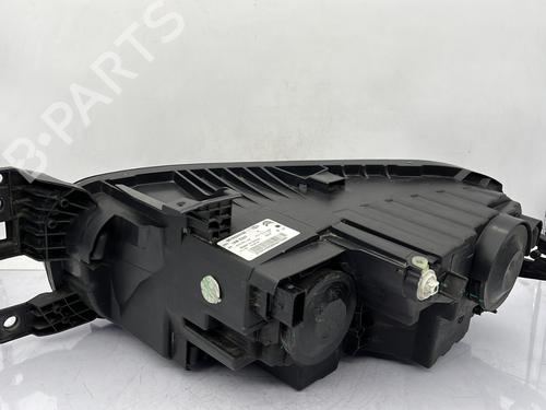 Used Right headlight Right headlight CITROËN C5 AIRCROSS (A_) 1.2 PureTech 130 (ARHNSJ) (131 hp) 27266398 27266398