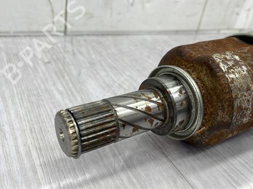 Used Left front driveshaft RENAULT CLIO V (B7_) 1.5 Blue dCi 85 (B7AG) (86 hp) 28694179