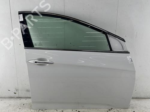 Used Right front door HYUNDAI i40 I (VF) 1.7 CRDI (141 hp) 29839225