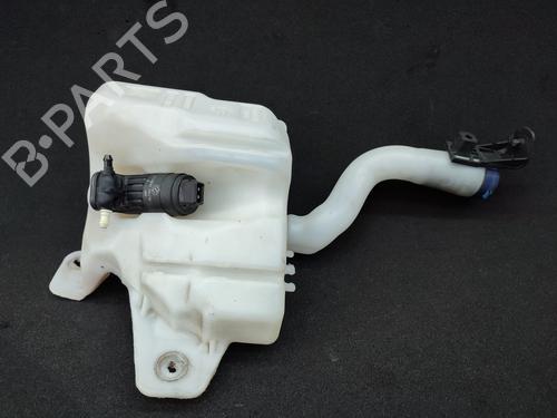 Used Windscreen washer tank ALFA ROMEO MITO (955_) 1.3 MultiJet (955AXP1A, 955AYC1A) (95 hp) 23710528