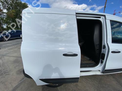 Used Right slide door Right slide door 38718005 38718005