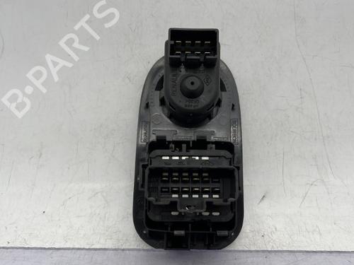 Used Left front window switch Left front window switch RENAULT KANGOO Express (FW0/1_) 1.5 dCi 70 (FW0A, KW0V) (68 hp) 23755091 23755091