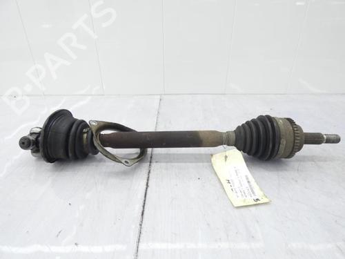Used Left front driveshaft RENAULT SCÉNIC I MPV (JA0/1_, FA0_) 1.6 (JA00, JA16, JA15, JA19, JA1V, JA2B, JA2C, JA0B,... (107 hp) 23699176