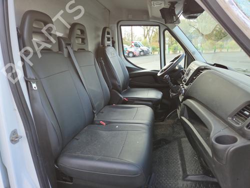Used Right front seat Right front seat IVECO DAILY VI Van 33S14, 35S14, 35C14, 42S14 (136 hp) 39997897 39997897