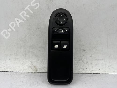 Used Left front window switch CITROËN C3 II (SC_) 1.2 VTi 82 (82 hp) 23758783