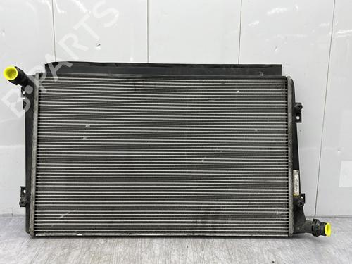 Used Water radiator Water radiator VW CADDY III Box Body/MPV (2KA, 2KH, 2CA, 2CH) 1.9 TDI (105 hp) 27212962 27212962