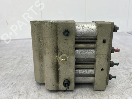 Used ABS pump RENAULT SAFRANE I (B54_) 2.0 (B540) (105 hp) 23700410