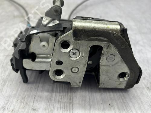 Rear left lock TOYOTA VERSO (_R2_) 2.0 D-4D (AUR20_, AUR20R) | BP32323040C100 