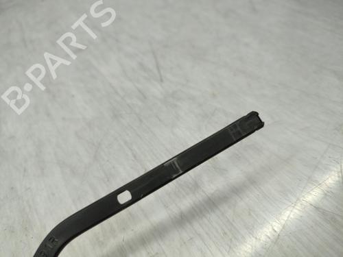 Front windshield wiper arm RENAULT MEGANE IV Hatchback (B9A/M/N_) 1.3 TCe 140 (B9NB) | BP23729596C143 