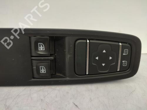Used Left front window switch Left front window switch RENAULT CLIO IV (BH_) 0.9 TCe 90 (BHNF, BHMA, BHMH, BHJK, BHJR) (90 hp) 25600356 25600356