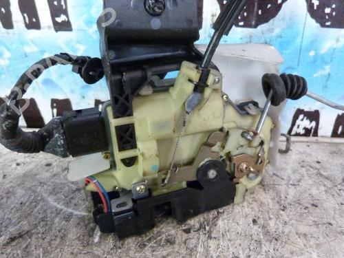 front-right-lock-vw-passat-b55-variant-3b6-2000-2001-2002-2003-2004-2005-23690125 main image