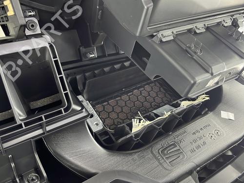 Tablier SEAT ARONA (KJ7, KJP) 1.0 TSI | BP31707765C46