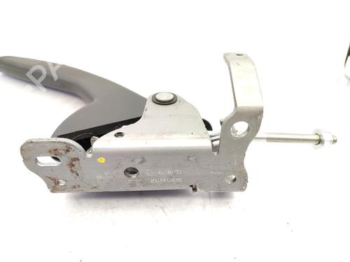 Hamulec ręczny RENAULT CLIO IV (BH_) 0.9 TCe 90 (BHNF, BHMA, BHMH, BHJK, BHJR) | BP23731970I18 