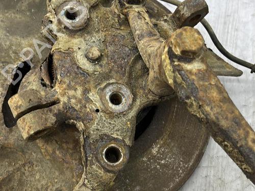 Used Right front steering knuckle Right front steering knuckle MERCEDES-BENZ 124 T-Model (S124) [1985-1993] 23695269 23695269