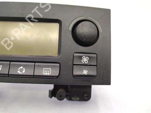 climate-control-citroen-c4-coupe-la_-2004-2005-2006-2007-2008-2009-2010-2011-2012-2013-23718469 main image