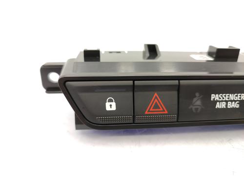 Used Warning switch Warning switch DACIA SANDERO III 1.0 SCe 65 (67 hp) 23740336 23740336