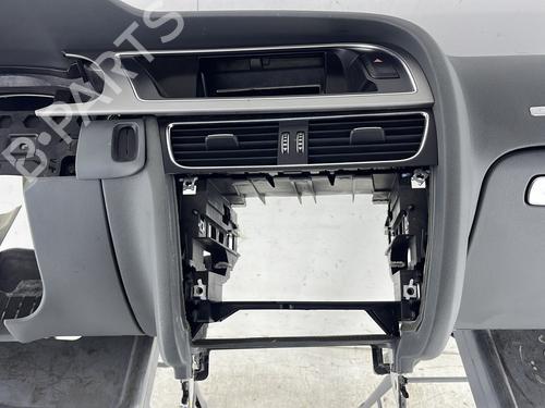 Dashboard AUDI A5 (8T3) 3.0 TDI quattro | BP23681793C46 