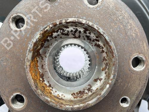 Right front steering knuckle NISSAN QASHQAI II SUV (J11, J11_) 1.6 DIG-T | BP26001578M26 