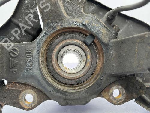 Left front steering knuckle FIAT PANDA (169_) 1.1 (169.AXA1A) | BP23755111M25 