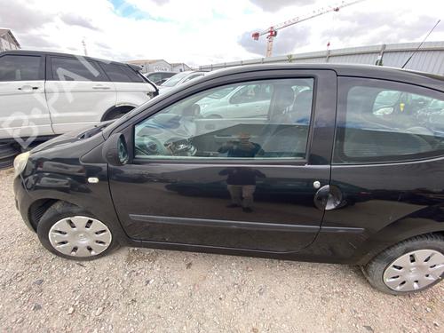 left-front-door-renault-twingo-ii-cn0_-2007-37717429 main image