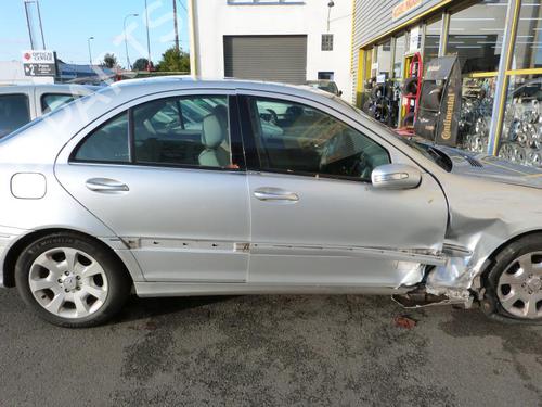 Right front window motor MERCEDES-BENZ C-CLASS (W203) C 220 CDI (203.008) | BP23669663E20 